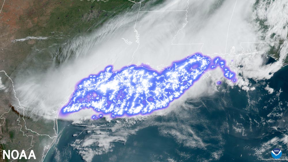 the longest lightning flash on record, which covered a horizontal distance of 477 miles.